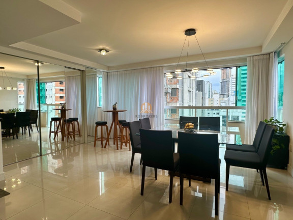 Imagem Imóvel com 3 Quartos à Venda, 121 m² em Centro - Balneário Camboriú