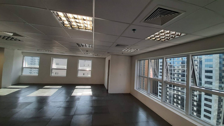 Sala Comercial à Venda, 126 m² em Alphaville - Barueri