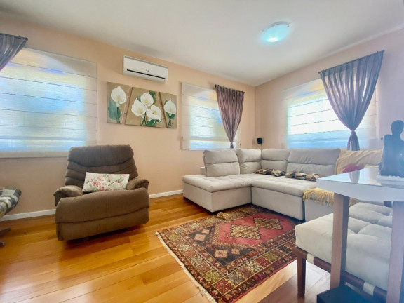 Imagem Casa com 4 Quartos à Venda, 236 m² em Capoeiras - Florianópolis Imagem Casa com 4 Quartos à Venda, 236 m² em Capoeiras - Florianópolis