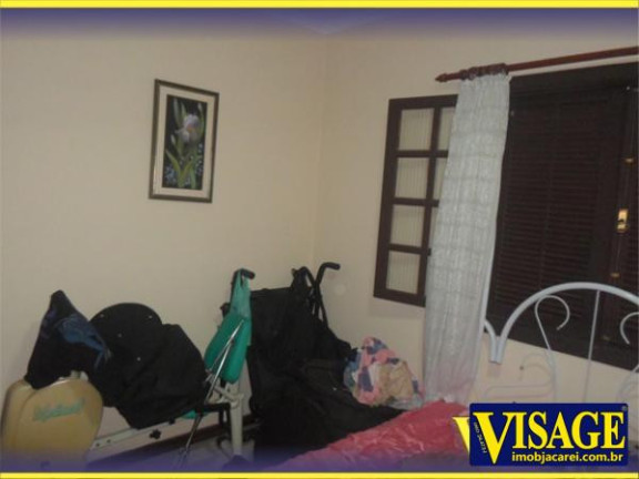 Imagem Casa com 4 Quartos à Venda, em Centro - Jacareí Imagem Casa com 4 Quartos à Venda, em Centro - Jacareí