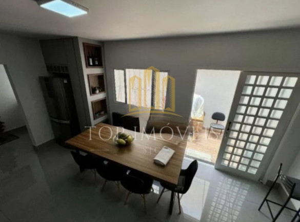 Imagem Casa com 3 Quartos à Venda, 252 m² em Jardim Estoril - São José Dos Campos Imagem Casa com 3 Quartos à Venda, 252 m² em Jardim Estoril - São José Dos Campos