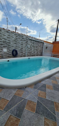 Imagem Casa com 3 Quartos à Venda, 250 m² em Balneário Josedy - Peruíbe