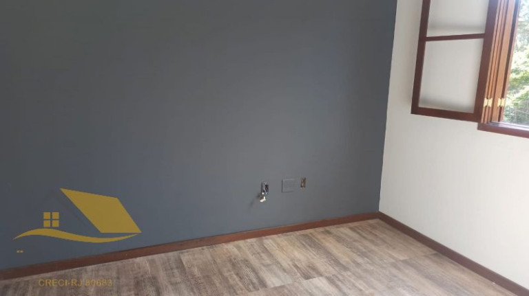 Imagem Apartamento com 5 Quartos à Venda, 210 m²