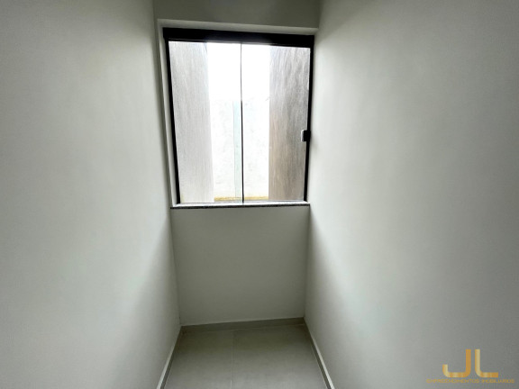 Imagem Casa com 2 Quartos à Venda, 78 m²