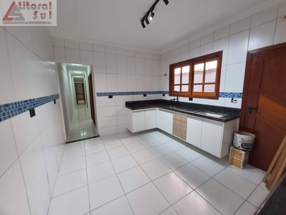 Imagem Casa com 3 Quartos à Venda, 124 m² em Maracanã - Praia Grande Imagem Casa com 3 Quartos à Venda, 124 m² em Maracanã - Praia Grande