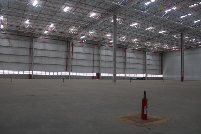 Imagem Imóvel para Alugar, 5.476 m² em Parque Industrial Rm - Jundiaí Imagem Imóvel para Alugar, 5.476 m² em Parque Industrial Rm - Jundiaí