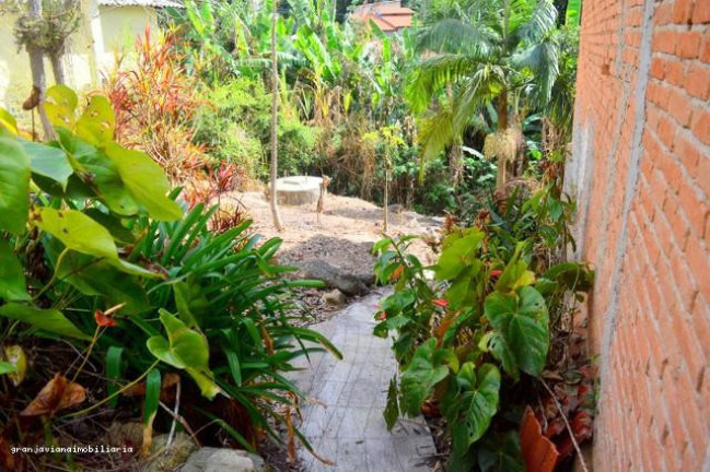 Imagem Chácara à Venda, em Bairro Chácara Vista Alegre - Cotia Imagem Chácara à Venda, em Bairro Chácara Vista Alegre - Cotia