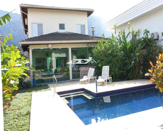 Sobrado com 5 Quartos à Venda, 320 m² em Bertioga - Bertioga