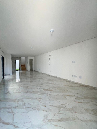 Imagem Casa com 3 Quartos à Venda, 123 m² em Edson Queiroz - Fortaleza Imagem Casa com 3 Quartos à Venda, 123 m² em Edson Queiroz - Fortaleza