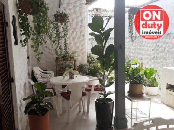 Imagem Casa com 5 Quartos à Venda, 450 m² em Jardim Virginia - Guarujá Imagem Casa com 5 Quartos à Venda, 450 m² em Jardim Virginia - Guarujá
