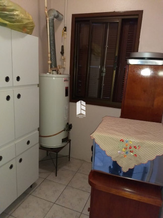 Imagem Casa com 3 Quartos à Venda,  em Centro - Santa Maria