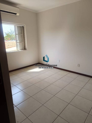 Imagem Casa com 4 Quartos à Venda, 300 m² em Jardim Flamboyant - Campinas Imagem Casa com 4 Quartos à Venda, 300 m² em Jardim Flamboyant - Campinas