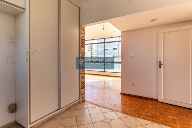 Imagem Apartamento com 3 Quartos à Venda, 127 m² em Cambuí - Campinas