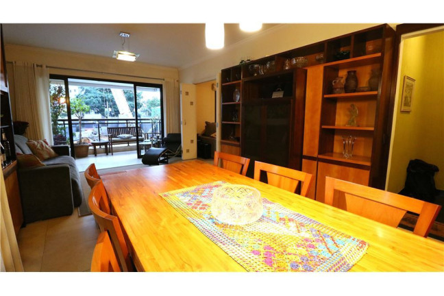 Imagem Imóvel com 3 Quartos à Venda, em Pinheiros - São Paulo Imagem Imóvel com 3 Quartos à Venda, em Pinheiros - São Paulo