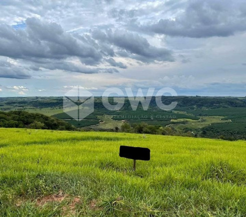 Terreno à Venda,  em Estancia Lagos - Marilia