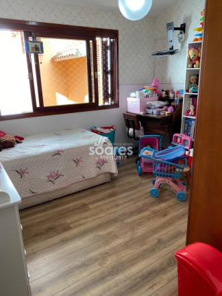 Imagem Sobrado com 3 Quartos à Venda, 330 m² em Colina Do Sol - Pelotas