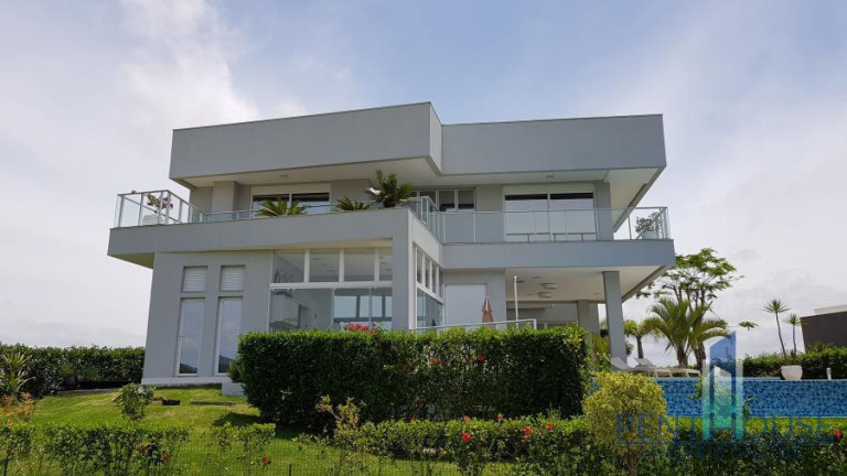 Imagem Casa com 4 Quartos à Venda, 930 m² em Centro - Camboriú Imagem Casa com 4 Quartos à Venda, 930 m² em Centro - Camboriú