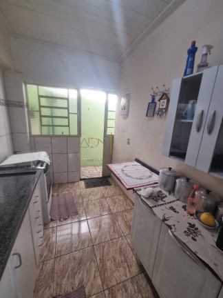 Imagem Casa com 4 Quartos à Venda, 300 m² em Parque Santa Inês - Botucatu