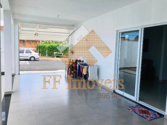 Imagem Casa com 2 Quartos à Venda, 305 m² em Parque Dos Timburis - São Carlos