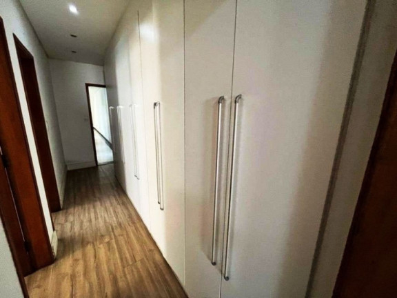 Imagem Casa com 3 Quartos à Venda, 160 m² em Estuário - Santos
