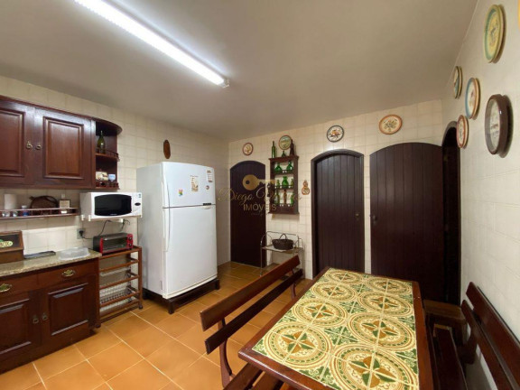 Imagem Casa com 5 Quartos à Venda, 2.400 m² em Iucas - Teresópolis Imagem Casa com 5 Quartos à Venda, 2.400 m² em Iucas - Teresópolis