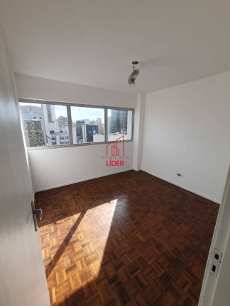 Imagem Apartamento com 2 Quartos à Venda, 70 m² em Centro - Curitiba
