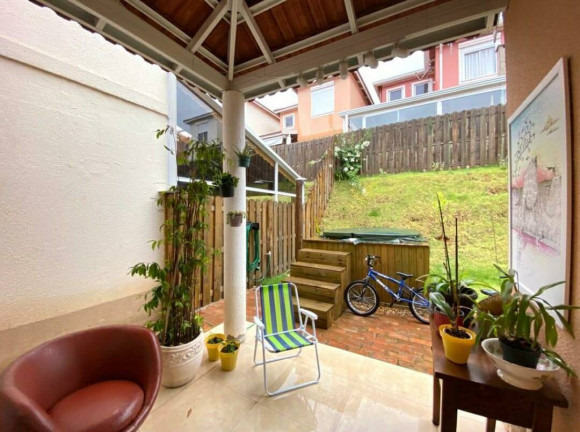 Imagem Casa com 3 Quartos à Venda, 243 m² em Medeiros - Jundiaí Imagem Casa com 3 Quartos à Venda, 243 m² em Medeiros - Jundiaí