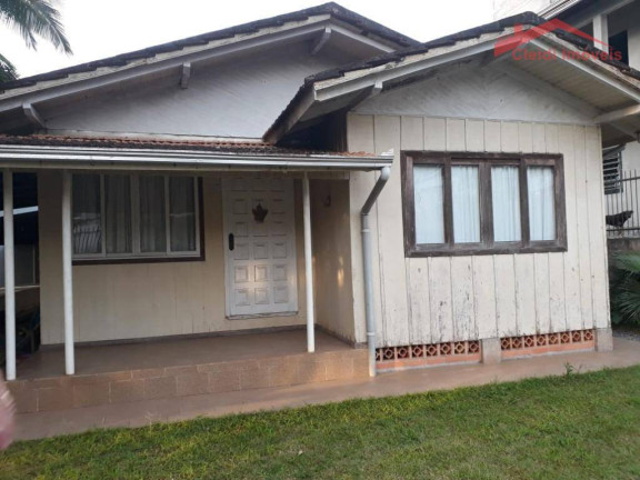 Casa com 3 Quartos à Venda, 130 m² em Floresta - Joinville