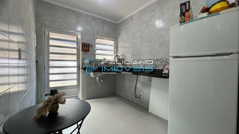 Imagem Kitnet com 1 Quarto à Venda, 28 m² em Guilhermina - Praia Grande