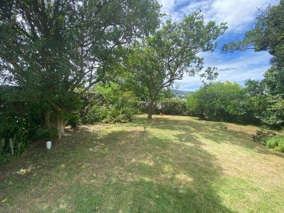 Imagem Casa com 3 Quartos à Venda, 293 m² em Jardim Do Salso - Porto Alegre