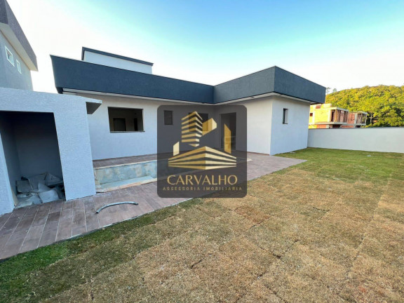 Imagem Casa com 3 Quartos à Venda, 209 m² em São João Do Rio Vermelho - Florianópolis Imagem Casa com 3 Quartos à Venda, 209 m² em São João Do Rio Vermelho - Florianópolis