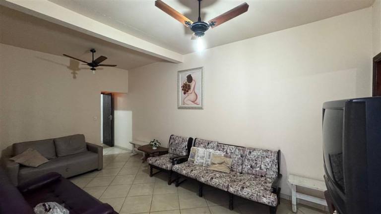 Imagem Casa com 2 Quartos à Venda, 10 m² em Maracanã - Praia Grande Imagem Casa com 2 Quartos à Venda, 10 m² em Maracanã - Praia Grande