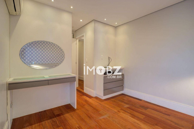 Imagem Imóvel com 3 Quartos à Venda, 120 m² em Vila Olímpia - São Paulo