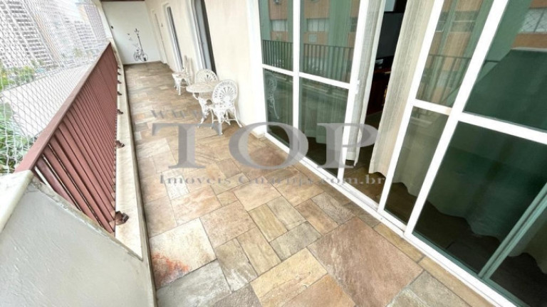 Imagem Apartamento com 3 Quartos à Venda, 180 m² em Jardim Astúrias - Guarujá Imagem Apartamento com 3 Quartos à Venda, 180 m² em Jardim Astúrias - Guarujá