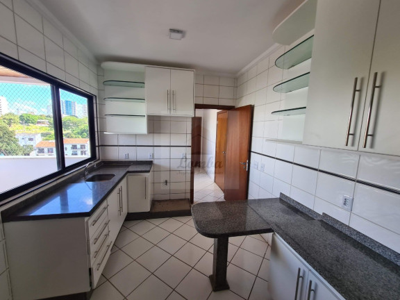Imagem Imóvel com 3 Quartos à Venda, 185 m² em Araés - Cuiabá
