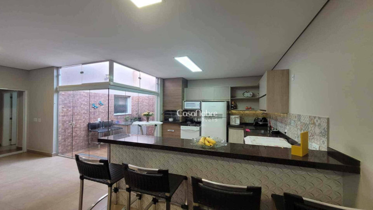 Imagem Casa com 3 Quartos à Venda, 169 m² em Evidence Condomínio Resort - Ribeirão Preto Imagem Casa com 3 Quartos à Venda, 169 m² em Evidence Condomínio Resort - Ribeirão Preto