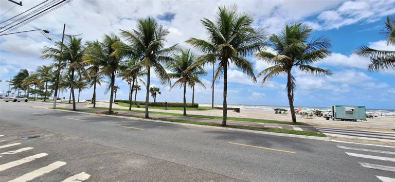 Apartamento com 2 Quartos à Venda, 74 m² em Imperador - Praia Grande