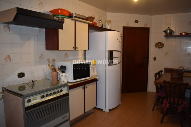 Imagem Imóvel com 3 Quartos à Venda, 163 m² em Região De Capivari - Campos Do Jordão Imagem Imóvel com 3 Quartos à Venda, 163 m² em Região De Capivari - Campos Do Jordão