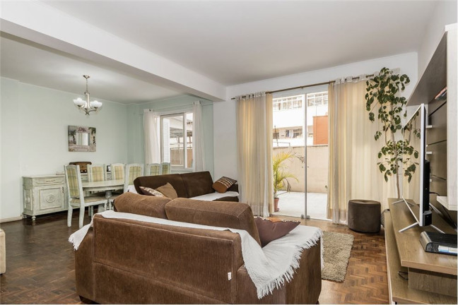 Imóvel com 3 Quartos à Venda,  em Floresta - Porto Alegre