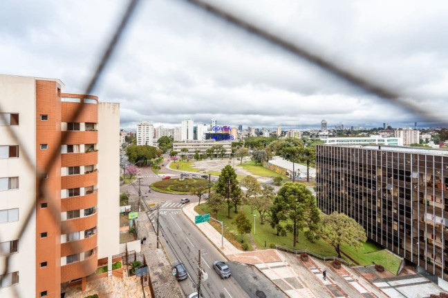 Imagem Imóvel com 3 Quartos à Venda, 201 m² em Centro Cívico - Curitiba Imagem Imóvel com 3 Quartos à Venda, 201 m² em Centro Cívico - Curitiba