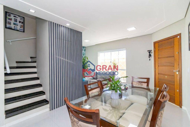 Imagem Sobrado com 3 Quartos à Venda, 130 m² em Uberaba - Curitiba Imagem Sobrado com 3 Quartos à Venda, 130 m² em Uberaba - Curitiba