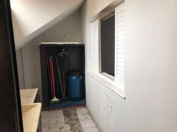 Imagem Casa com 1 Quarto à Venda, 250 m² em Socorro - São Paulo Imagem Casa com 1 Quarto à Venda, 250 m² em Socorro - São Paulo
