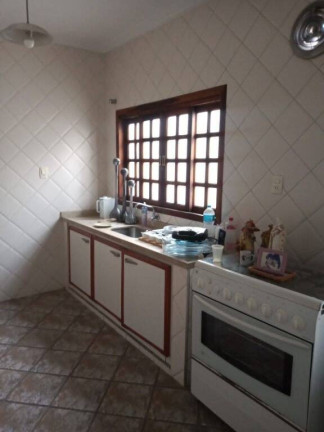 Imagem Casa com 3 Quartos à Venda, 215 m² em Jardim Das Nações - Taubaté Imagem Casa com 3 Quartos à Venda, 215 m² em Jardim Das Nações - Taubaté