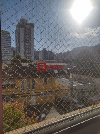 Imagem Apartamento com 3 Quartos à Venda, 121 m² em Centro - Florianópolis Imagem Apartamento com 3 Quartos à Venda, 121 m² em Centro - Florianópolis
