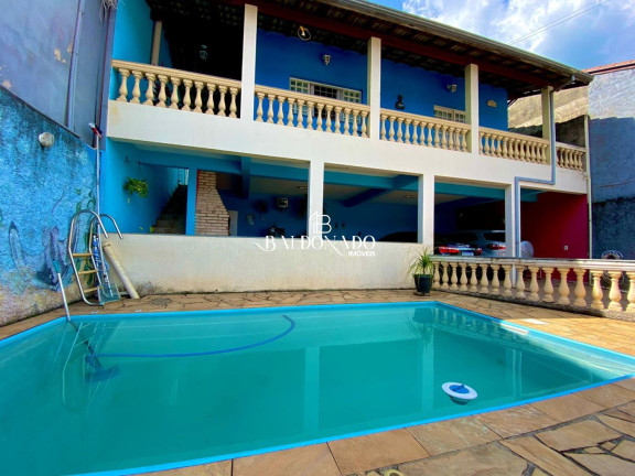 Imagem Casa com 5 Quartos à Venda, 300 m² em Centro - Extrema Imagem Casa com 5 Quartos à Venda, 300 m² em Centro - Extrema