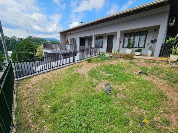 Imagem Casa com 4 Quartos à Venda, 302 m² em água Verde - Blumenau Imagem Casa com 4 Quartos à Venda, 302 m² em água Verde - Blumenau