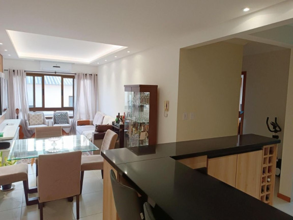 Imagem Apartamento com 2 Quartos à Venda, 71 m² em Jardim Botânico - Porto Alegre