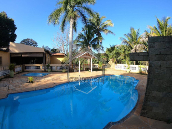 Imagem Chácara com 8 Quartos à Venda, 12.500 m² em Núcleo Residencial Edison Bastos Gasparini - Bauru
