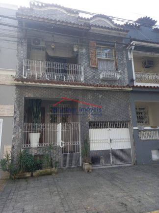 Sobrado com 3 Quartos à Venda, 260 m² em Vila Belmiro - Santos
