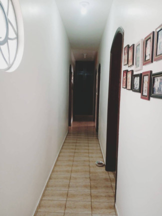 Imagem Casa com 3 Quartos à Venda, 250 m² em Jardim Independência - Taubaté Imagem Casa com 3 Quartos à Venda, 250 m² em Jardim Independência - Taubaté